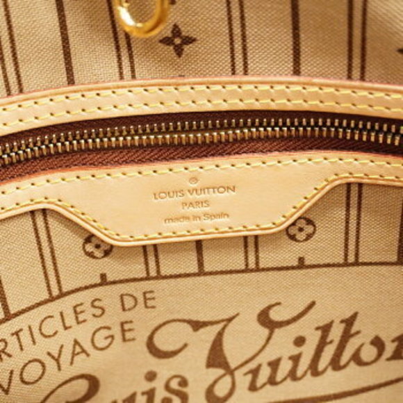 Louis Vuitton Monogram Neverfull MM Tote Bag - Picture 5 of 11